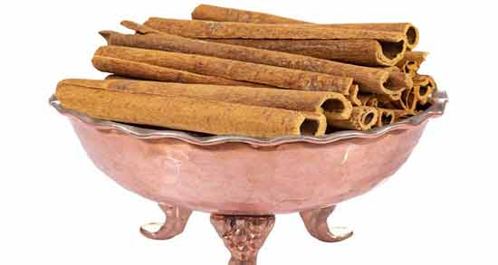 دارچین و استفراغ ؛ خاصیت خوردن دارچین برای درمان حالت تهوع و استفراغ