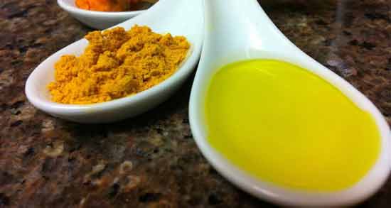 روغن زردچوبه برای پوست صورت ؛ درمان لک و جوش با مصرف روغن زردچوبه