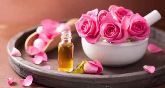 ریختن گلاب در چشم نی نی سایت ؛ فواید دارویی ریختن گلاب در چشم