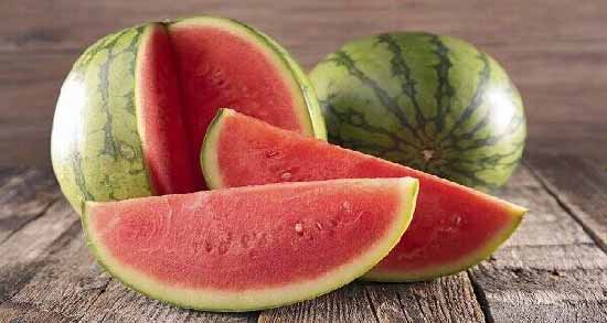 ضرر هندوانه برای معده ؛ همه چیز درباره مضرات خوردن هندوانه برای معده