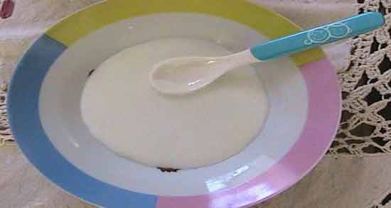 طرز تهیه حریره بادام برای نوزاد ۶ ماهه بدون شیر ؛ آموزش درست کردن حریره بادام برای نوزاد بدون شیر