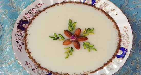طرز تهیه حریره بادام برای نوزاد ۶ ماهه ؛ آموزش درست کردن حریره بادام برای نوزاد ۶ ماهه
