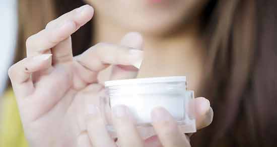 طرز تهیه ماسک گلاب و گلیسیرین برای چاقی صورت ؛ آموزش درست کردن ماسک گلاب و گلیسیرین