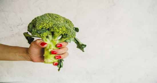 طرز تهیه کلم بروکلی ؛ آموزش درست کردن سالاد و غذاهای متنوع با کلم بروکلی
