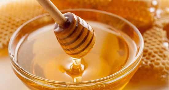 فواید خوردن عسل قبل از خواب ؛ درمان بیماری ها با خوردن عسل قبل از خواب