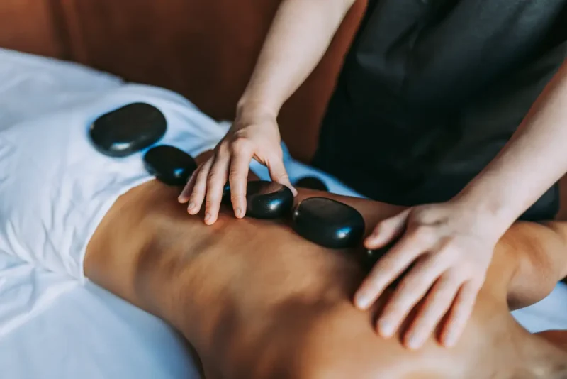 فواید عالی ماساژ بدن و اثرات خوب آن + انواع روش های ماساژ