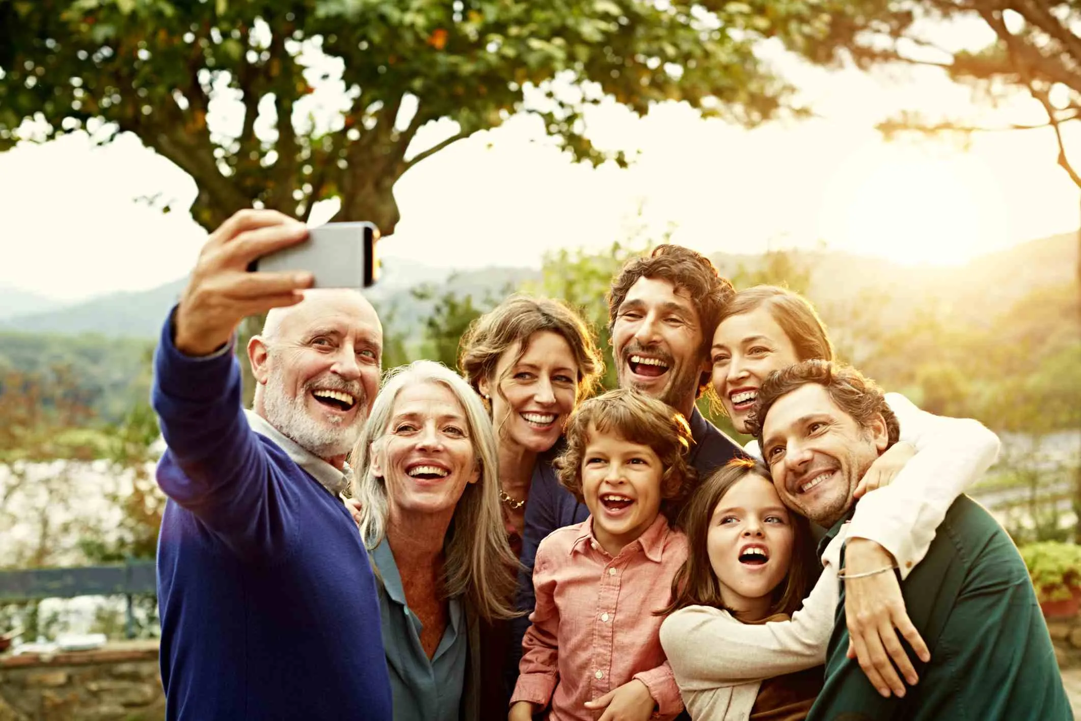 متن برای فامیل خوب و خانواده ایده آل (جملات عاشقانه در وصف عزیزان)