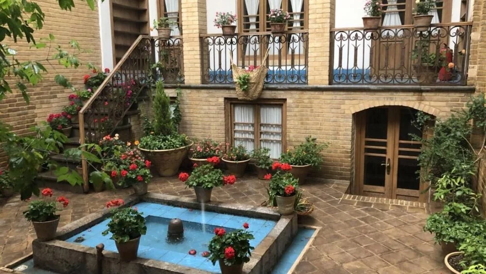 متن خانه قدیمی و اشعار زیبای نوستالژی خاطرات خانه پدری