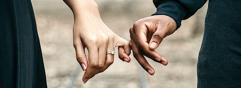 متن و جملات تبریک نامزدی + جمله های کوتاه و عکس نوشته تبریک نامزدی