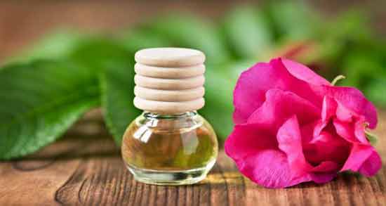 نحوه مصرف گلاب برای یبوست ؛ روش صحیح استفاده از گلاب برای درمان یبوست