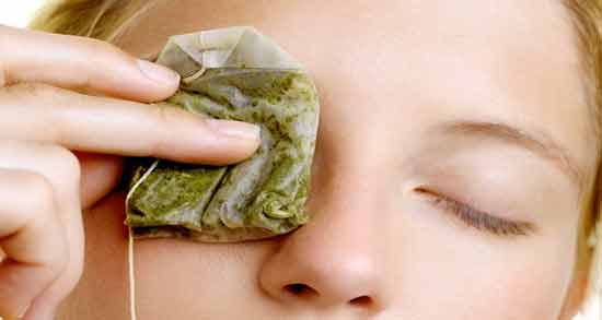 چای سبز برای چروک دور چشم ؛ کاهش چین و چروک پوست با چای سبز