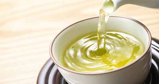 چای سبز و کم کاری تیروئید ؛ خاصیت خوردن چای سبز برای درمان کم کاری تیروئید