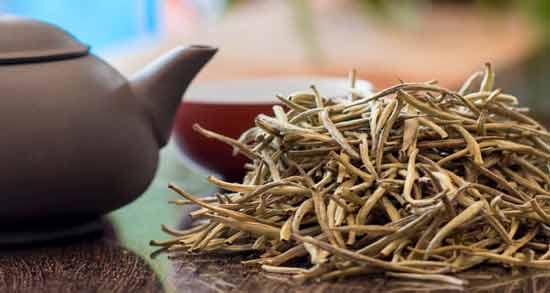 چوب چای سفید ؛ آشنایی با خواص و کاربردهای چوب چای سفید