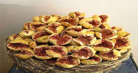 آب انجیر چه خاصیتی دارد ؛ تاثیر استفاده اب انجیر برای درمان یبوست شدید