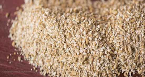 بلغور جو برای جوجه ؛ خاصیت استفاده از بلغور جو برای خوراک جوجه