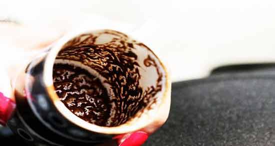 تعبیر انبردست در فال قهوه ، معنی و مفهوم دیدن انبردست در فال قهوه