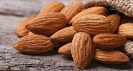تعبیر خواب بادام کوهی یا الوک ، معنی دیدن بادام کوهی یا الوک در خواب چیست