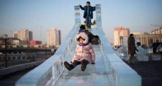 تعبیر خواب سر خوردن روی برف ، معنی سر خوردن روی برف در خواب چیست تعبیر خواب سر خوردن روی برف ، معنی سر خوردن روی برف در خواب چیست