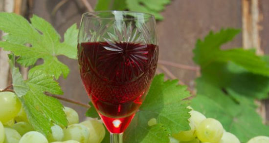 تعبیر خواب شراب خوردن ، معنی شراب خوردن در خواب های ما چیست