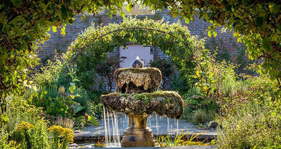 تعبیر خواب طبیعت سرسبز دیدن ، معنی طبیعت سرسبز دیدن در خواب چیست