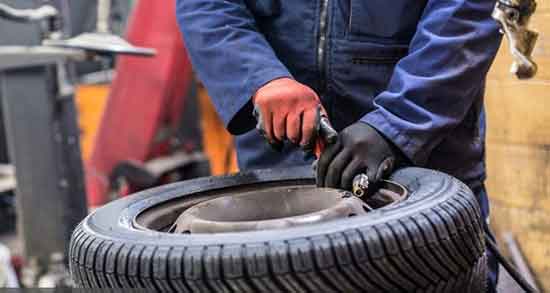 تعبیر خواب لاستیک اتومبیل ، معنی دیدن لاستیک اتومبیل در خواب های ما چیست
