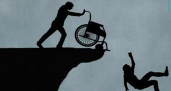 تعبیر خواب هل دادن شخص از بلندی ، معنی هل دادن شخص از بلندی در خواب