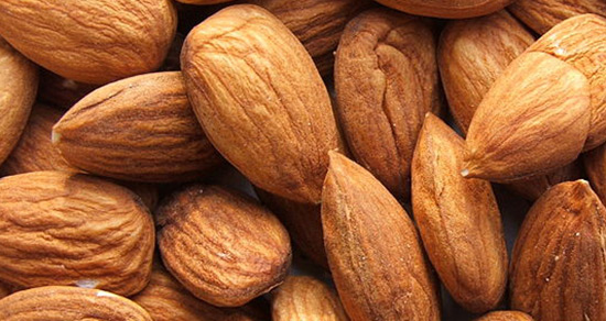 تعبیر خواب چغاله بادام سبز ، معنی دیدن چغاله بادام سبز در خواب های ما چیست تعبیر خواب چغاله بادام سبز ، معنی دیدن چغاله بادام سبز در خواب های ما چیست