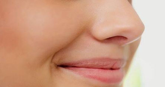 تعبیر خواب کندن موی داخل بینی ، معنی کندن موی داخل بینی در خواب