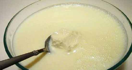 خواص آب ماست برای پوست ؛ مواد مغذی موجود در آب ماست مفید برای سلامت پوست
