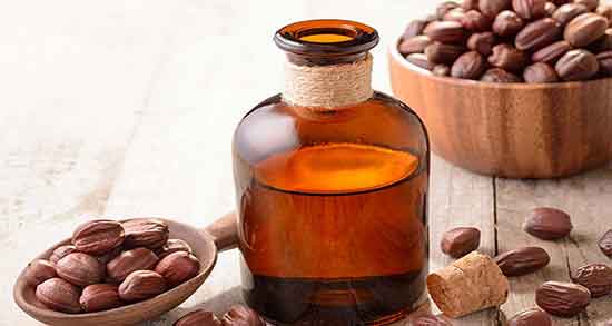 خواص روغن جوجوبا برای موی سر ؛ مصرف روغن جوجوبا برای تقویت مو