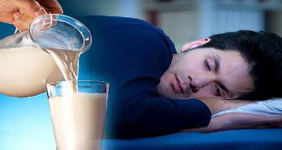 خواص شیر گرم هنگام خواب ؛ تاثیر مصرف شیر گرم برای بهبود کیفیت خواب