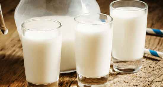 شیر گرم برای کرونا خوبه ؛ بررسی خواص و مضرات خوردن شیر گرم برای ویروس کرونا