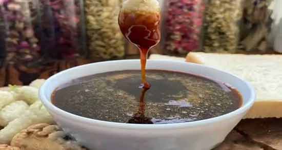 شیره توت در بارداری ؛ خواص و مضرات خوردن شیره توت برای زن باردار