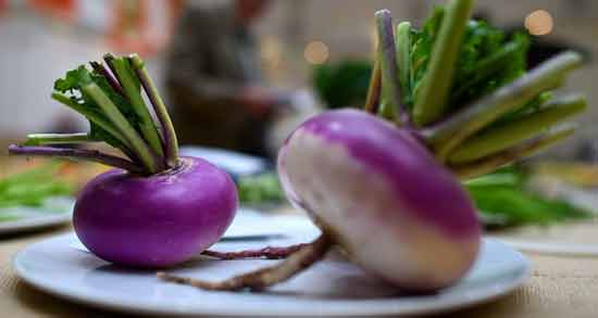 طرز استفاده از برگ شلغم ؛ بهترین روش استفاده از برگ شلغم