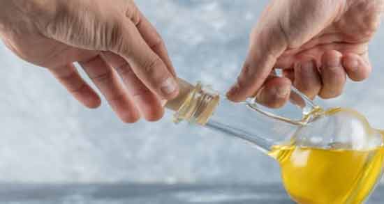 طرز استفاده روغن مورچه برای موهای زائد ؛ چگونه با روغن مورچه موهای زائد را از بین ببریم؟