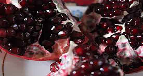 طرز تهیه دمنوش پوست انار سیاه ؛ دستور تهیه دمنوش پوست انار سیاه