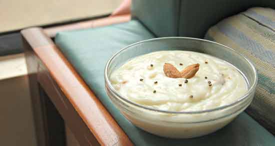 طرز تهیه فرنی با شیر خشک ؛ آموزش درست کردن فرنی با شیر خشک