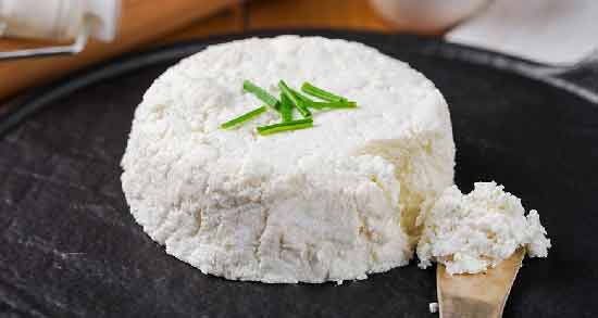 طرز تهیه پنیر لاکتیکی خانگی ؛ آموزش درست کردن پنیر لاکتیکی خانگی