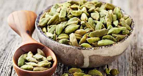 عرق هل برای معده درد ؛ فواید مصرف عرق هل برای تسکین معده درد