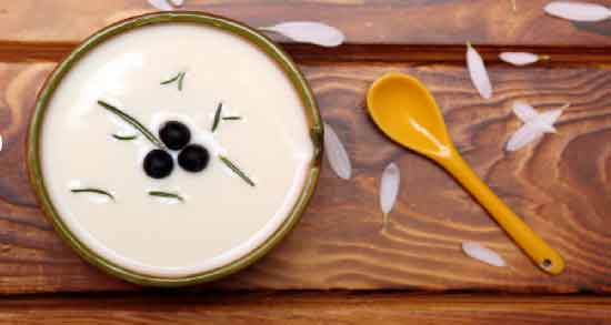 ماست ایسلندی برای نوزاد ؛ خواص و مضرات دادن ماست ایسلندی به نوزادان