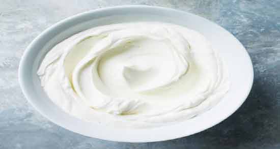 ماست ایسلندی در رژیم لاغری ؛ فواید خوردن ماست ایسلندی برای افزایش چربی سوزی