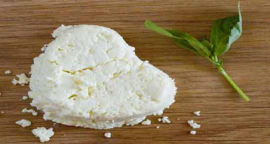 پنیر گوسفندی برای مادر شیرده و خاصیت مصرف پنیر گوسفندی برای افزایش شیر مادر پنیر گوسفندی برای مادر شیرده ؛ خاصیت مصرف پنیر گوسفندی برای افزایش شیر مادر