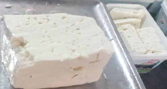 پنیر گوسفندی در بارداری ؛ فواید درمانی مصرف پنیر گوسفندی برای زن باردار