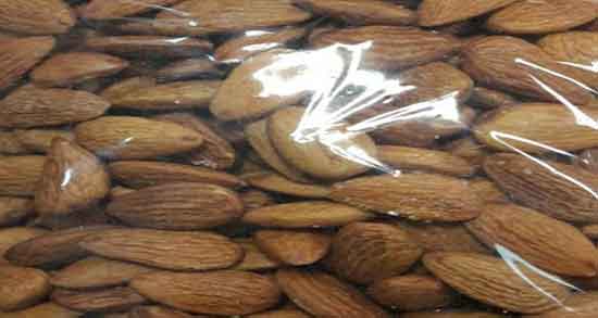 بادام شور چاق میکند ؛ ایا مصرف زیاد بادام شور باعث چاقی شکم میشود