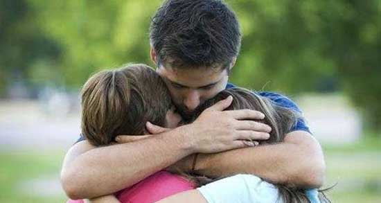 تعبیر خواب آغوش پدر ، معنی دیدن آغوش پدر در خواب های ما چیست