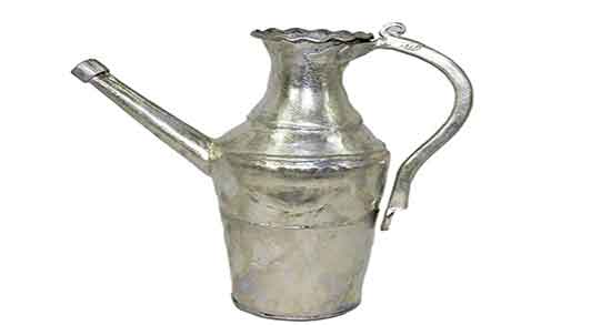 تعبیر خواب آفتابه ، اب پاشیدن با آفتابه و توالت و آفتابه سبز و لگن مسی و صف توالت