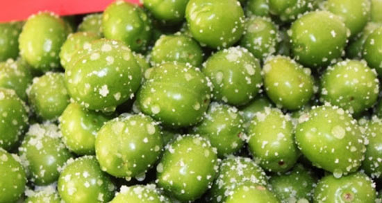 تعبیر خواب آلو سبز ، معنی دیدن آلو سبز در خواب های ما چیست تعبیر خواب آلو سبز ، معنی دیدن آلو سبز در خواب های ما چیست