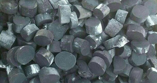 تعبیر خواب افتادن زغال روی فرش ، معنی افتادن زغال روی فرش در خواب چیست