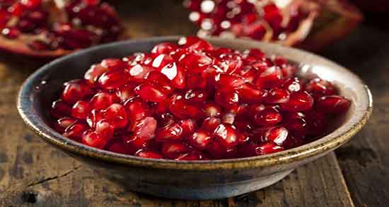 تعبیر خواب انار گرفتن از دیگران ، دادن و خوردن مرده از امام صادق برای زن باردار