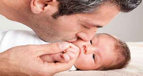 تعبیر خواب بوسیدن بچه ، معنی بوسیدن بچه در خواب چیست